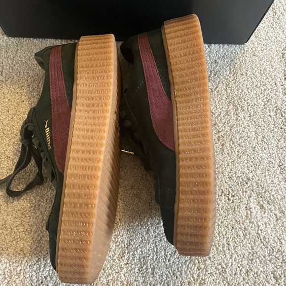 WOMENS FENTY x PUMA SUEDE CREEPERS, GREEN & BURGUNDY SIZE 7, ORIGINAL RELEASE - Picture 7 of 13